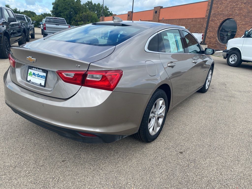 2024 Chevrolet Malibu 1LT photo 3
