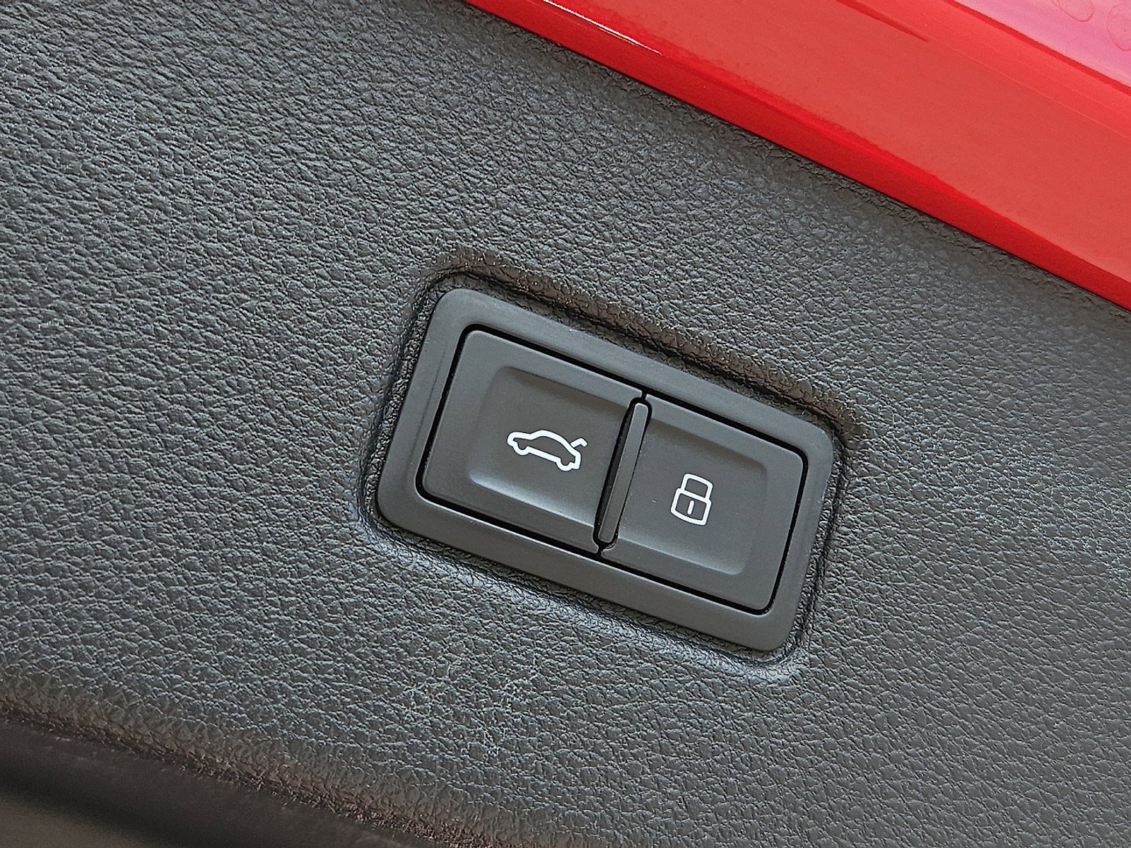 2021 Audi Q7 55 Prestige photo 17