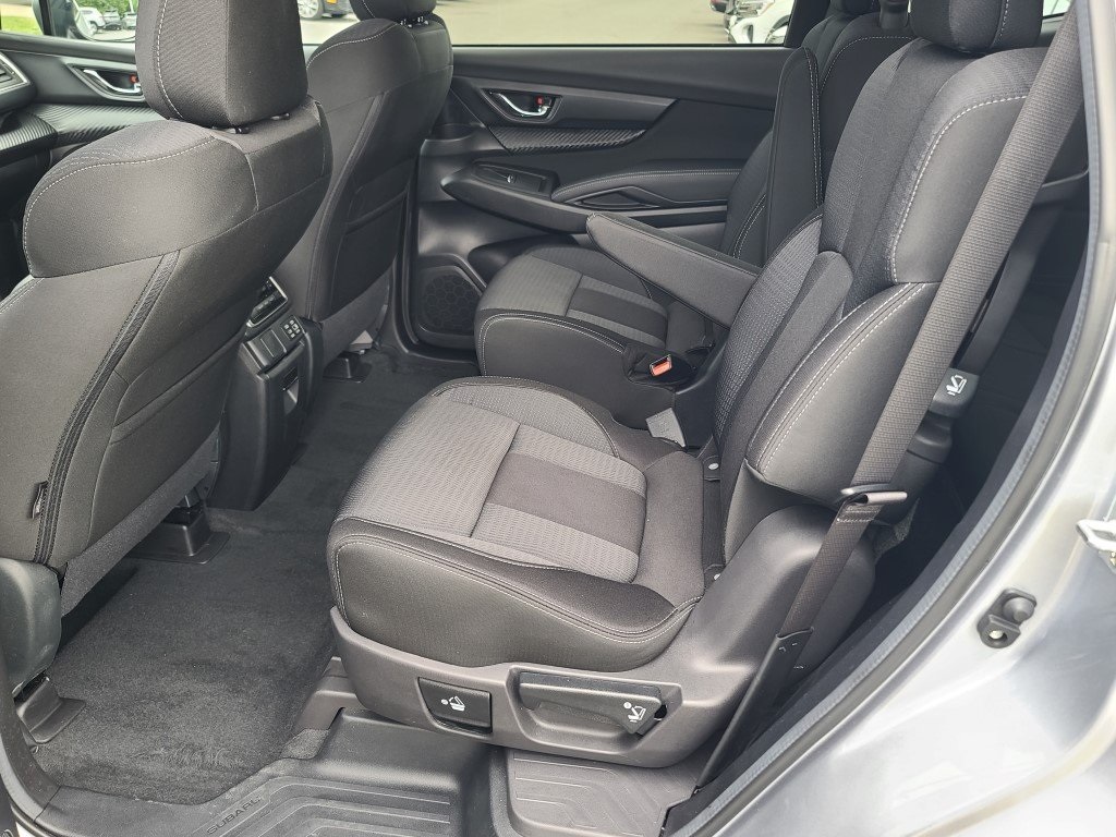 2024 Subaru Ascent Premium photo 12