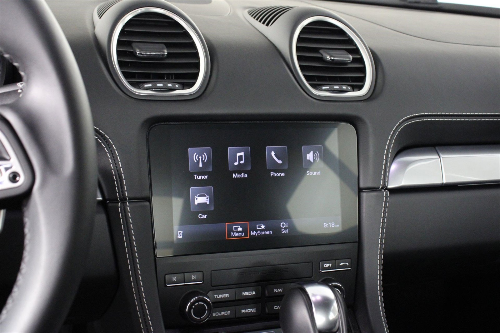 2025 Porsche Cayman photo 11