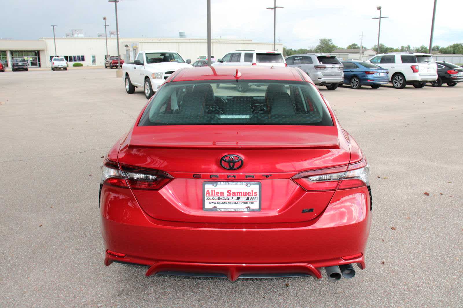 2024 Toyota Camry SE photo 8