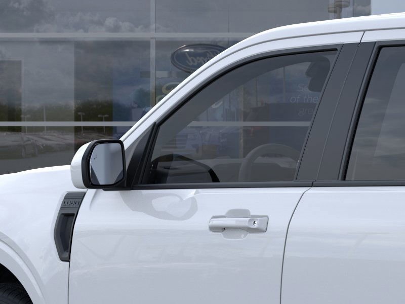 2025 Ford Maverick photo 16
