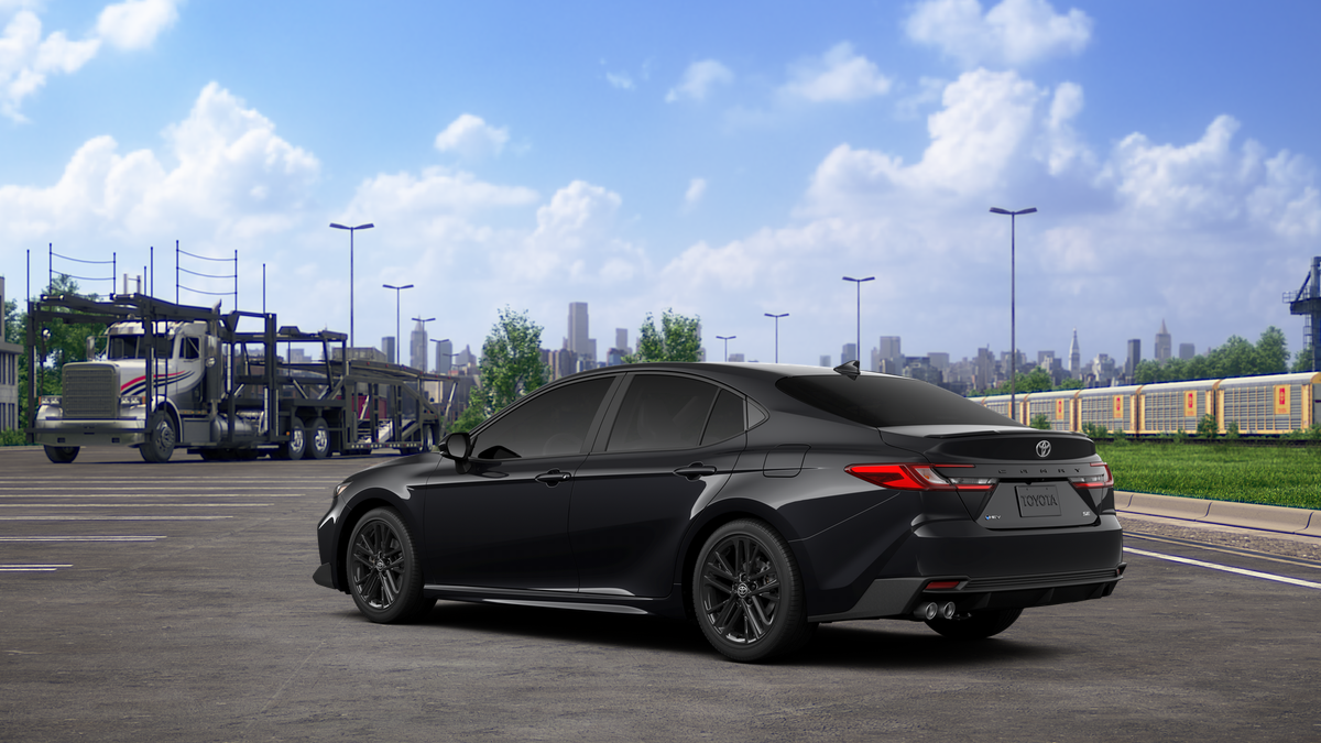 2026 Toyota Camry SE photo 3