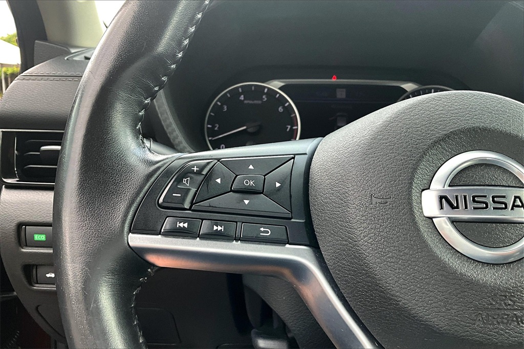 2021 Nissan Sentra SV photo 11