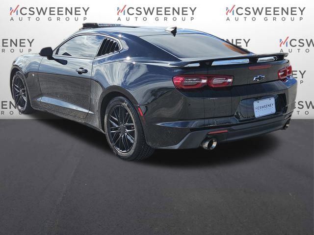 2021 Chevrolet Camaro 1LT photo 3