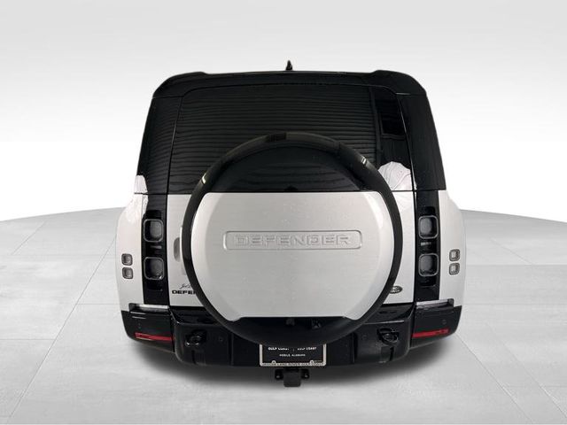 2023 Land Rover Defender 130 X photo 5