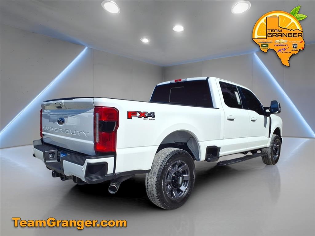 2024 Ford F-250 photo 2