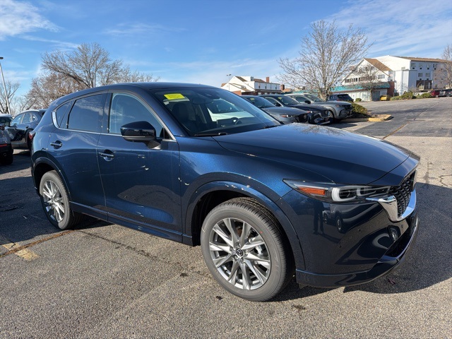 2025 Mazda CX-5 S Premium Plus package's photo
