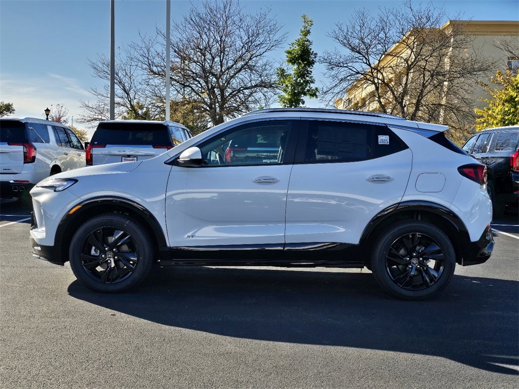 2026 Buick Encore GX Sport Touring photo 3