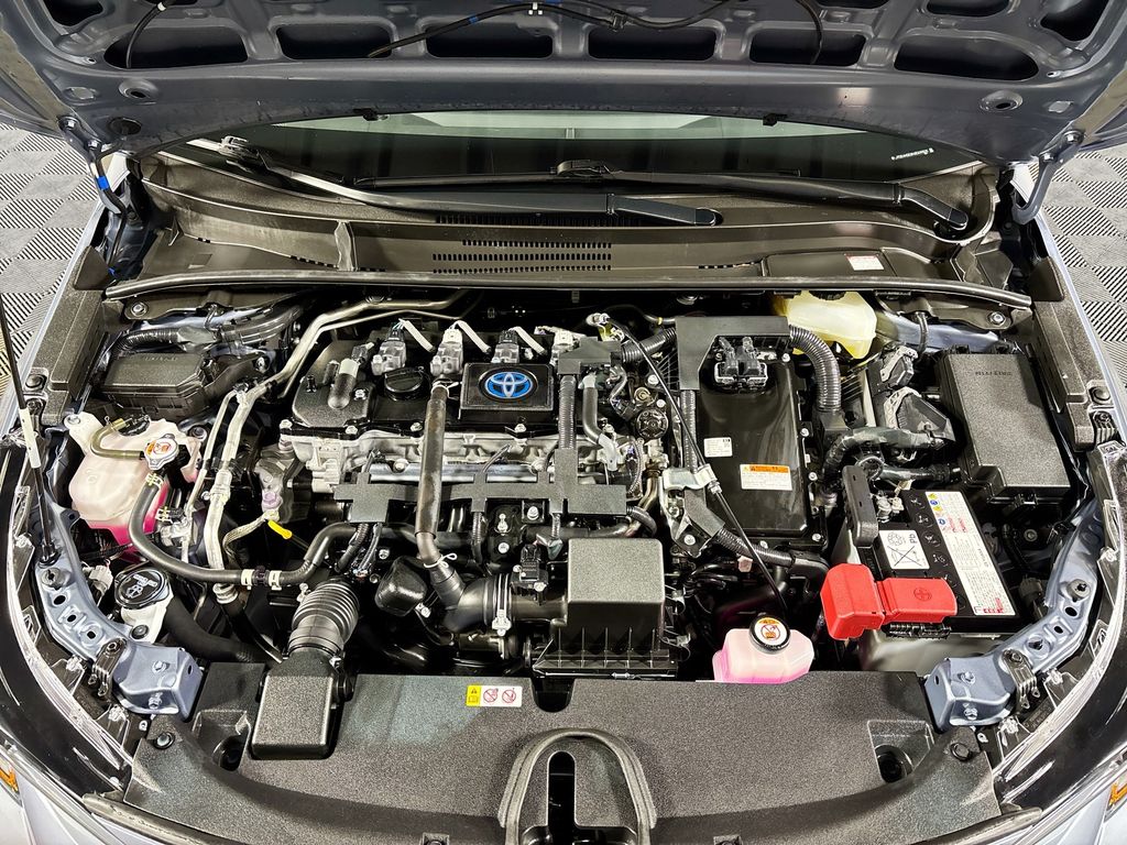 2022 Toyota Corolla Hybrid LE photo 19
