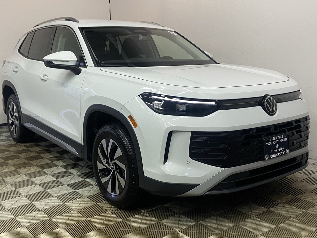 2026 Volkswagen Tiguan S's photo