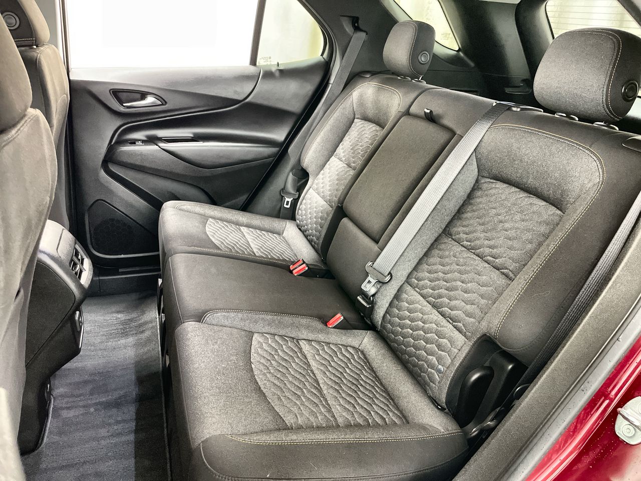 2020 Chevrolet Equinox LT photo 24
