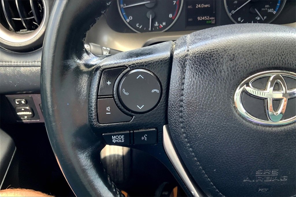 2018 Toyota RAV4 XLE photo 17