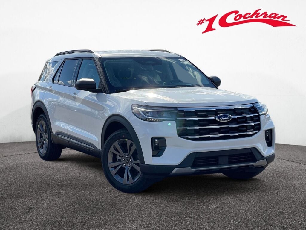 2026 Ford Explorer Active's photo