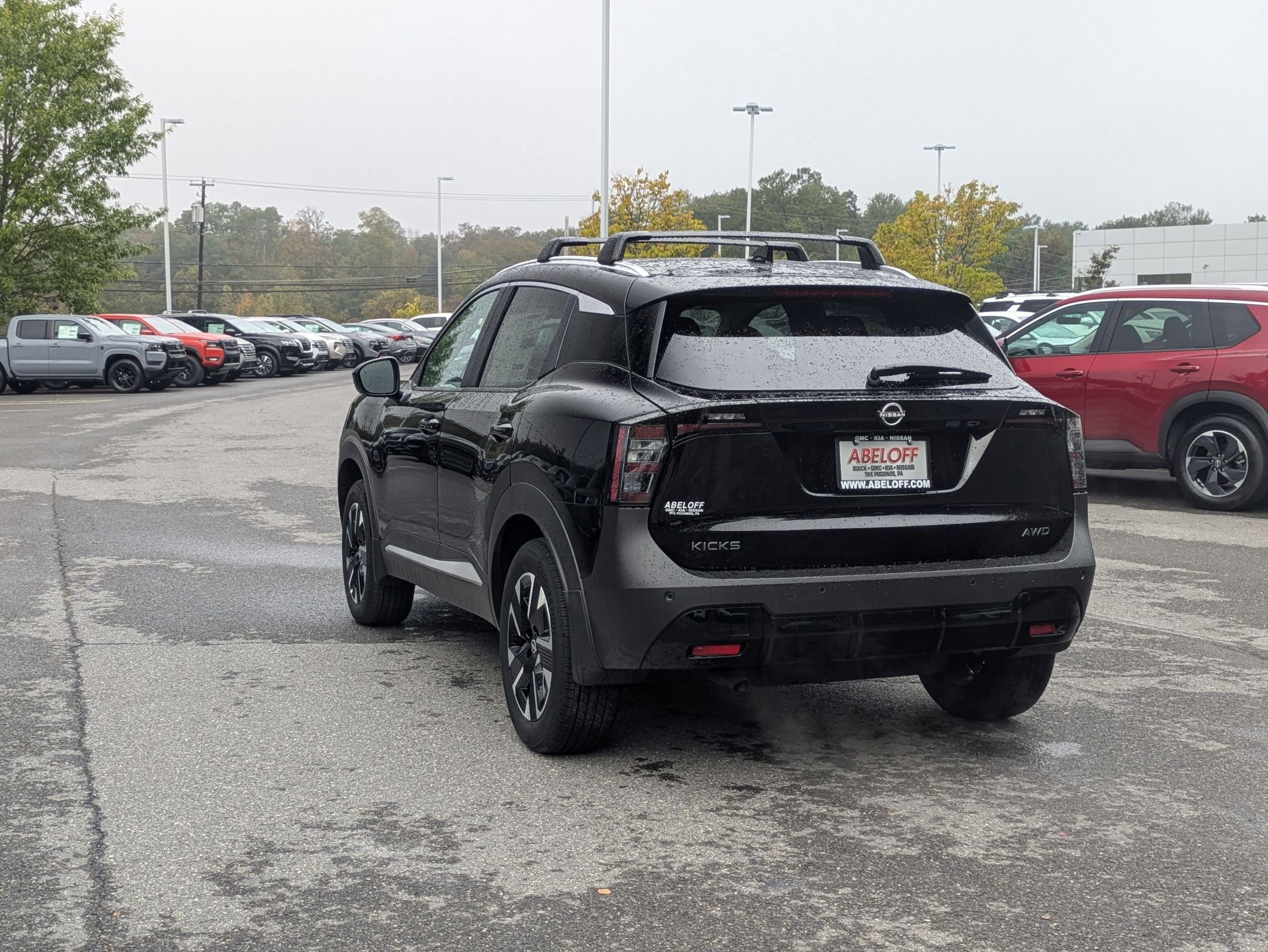 2026 Nissan Kicks SV photo 2