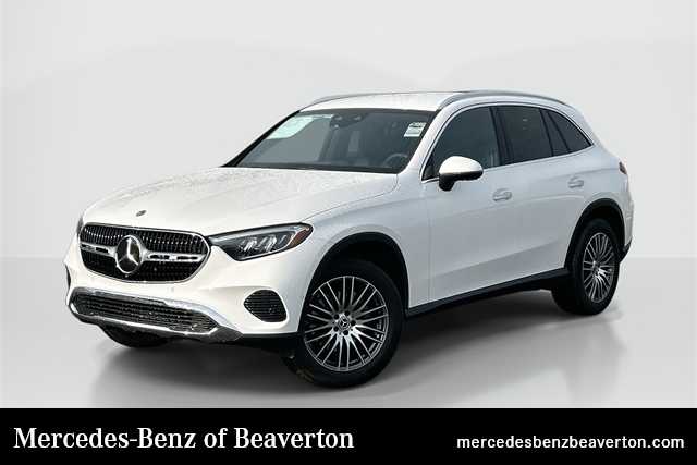 2026 Mercedes-Benz GLC Base's photo