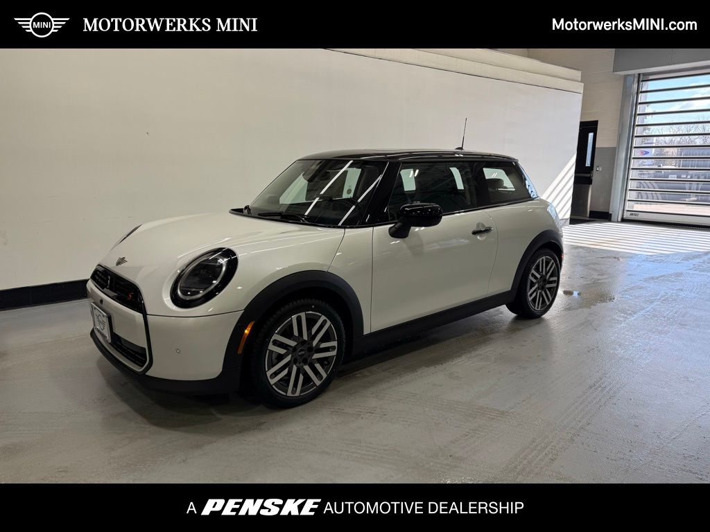 2025 MINI Hardtop 2 Door S's photo
