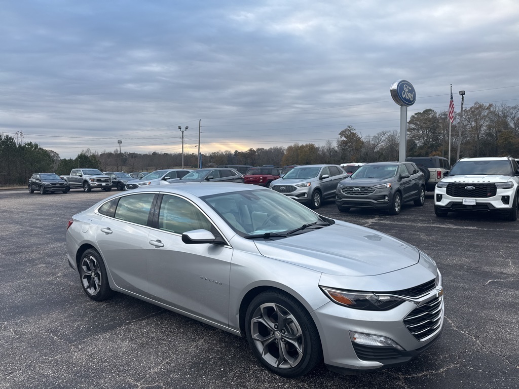 2021 Chevrolet Malibu 1LT's photo