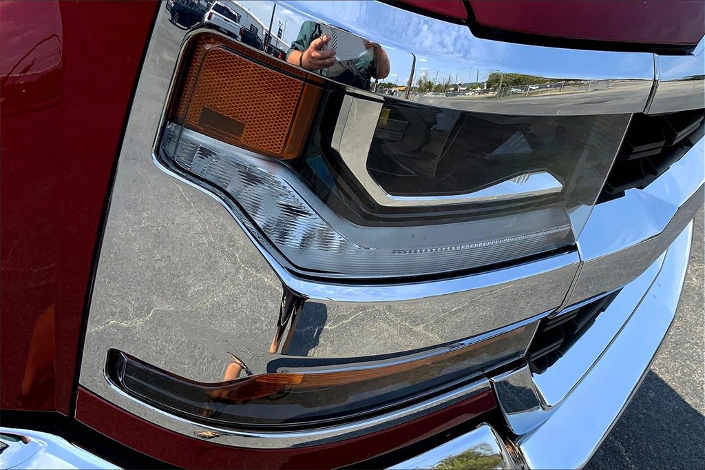 2018 Chevrolet Silverado 1500 LT photo 27