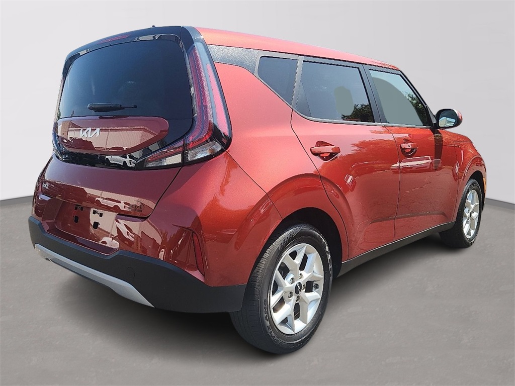 2024 Kia Soul S photo 6