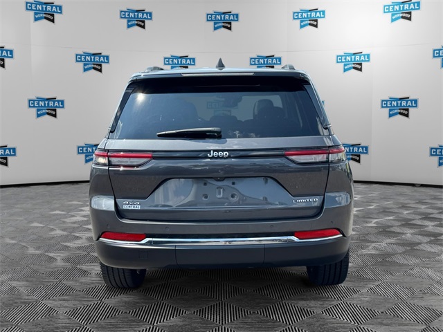 2022 Jeep Grand Cherokee Limited photo 4