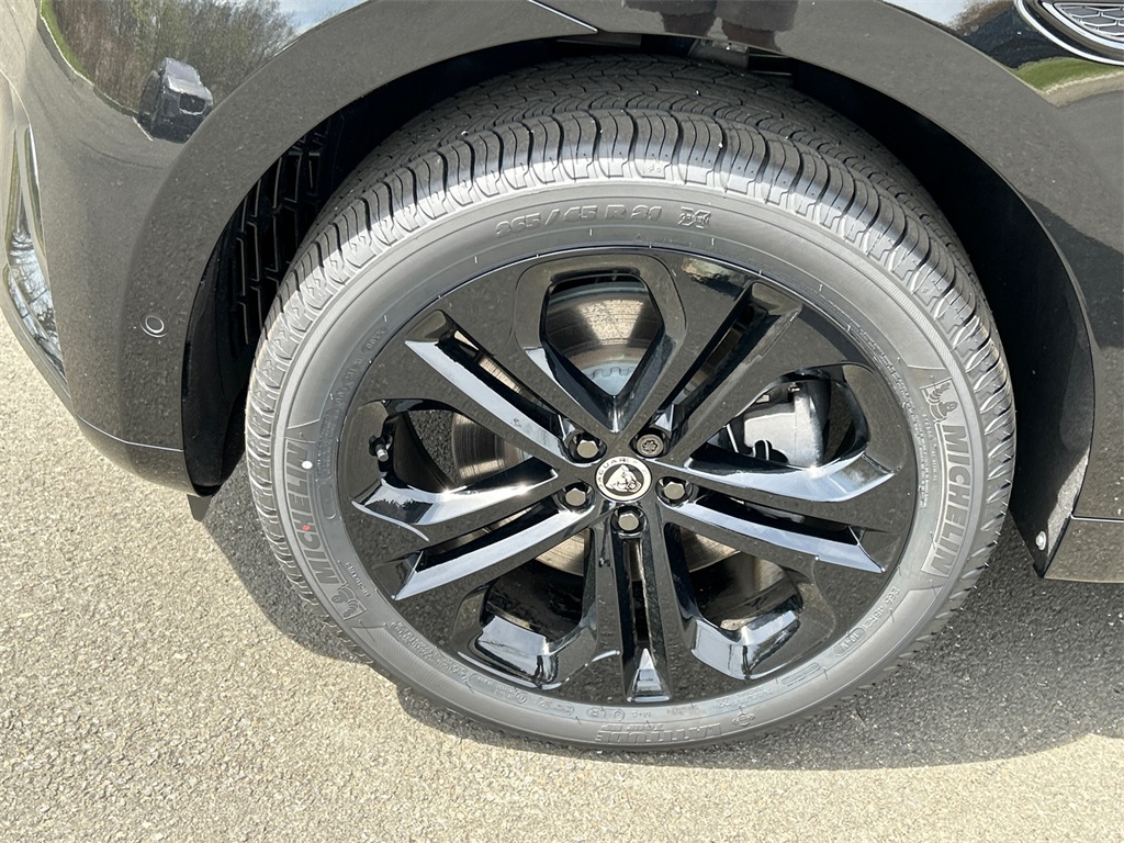 2026 Jaguar F-PACE P250 R-Dynamic S photo 8