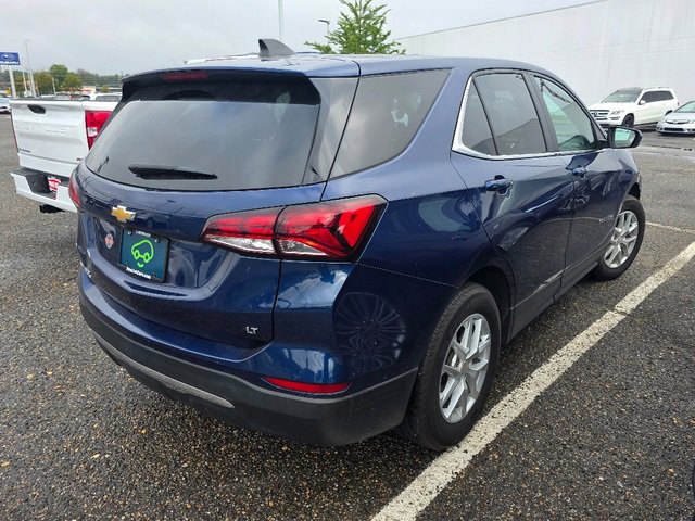 2022 Chevrolet Equinox LT photo 3