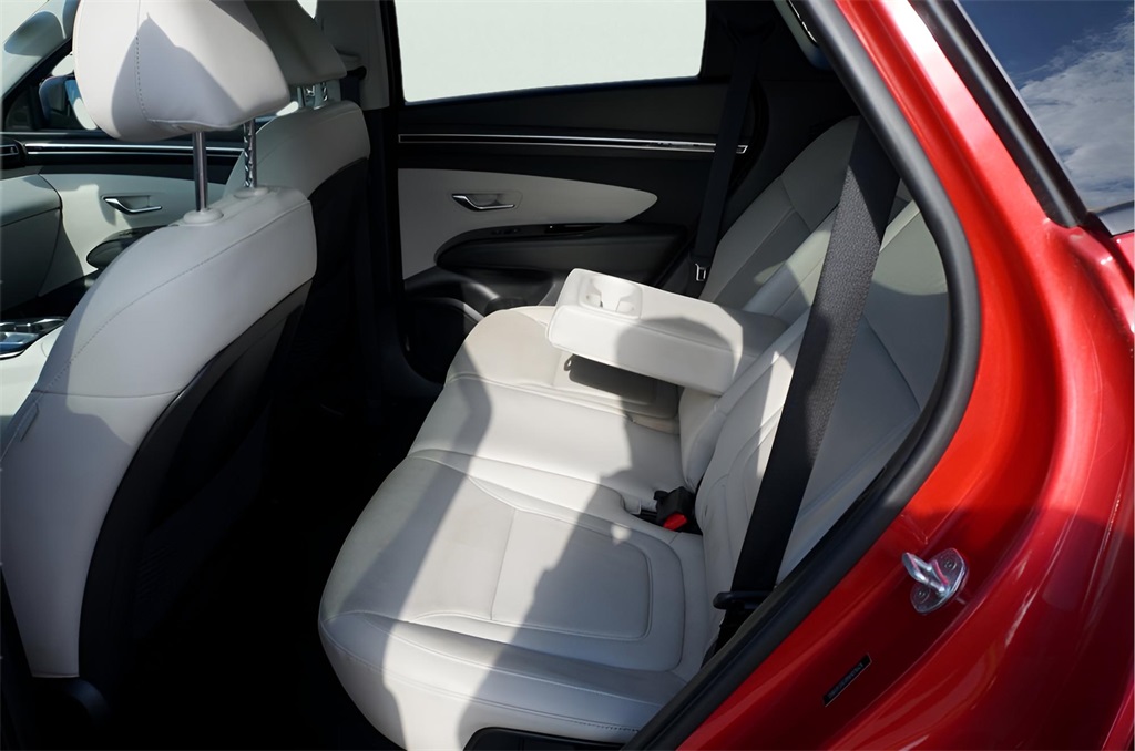 2022 Hyundai Tucson Limited photo 6