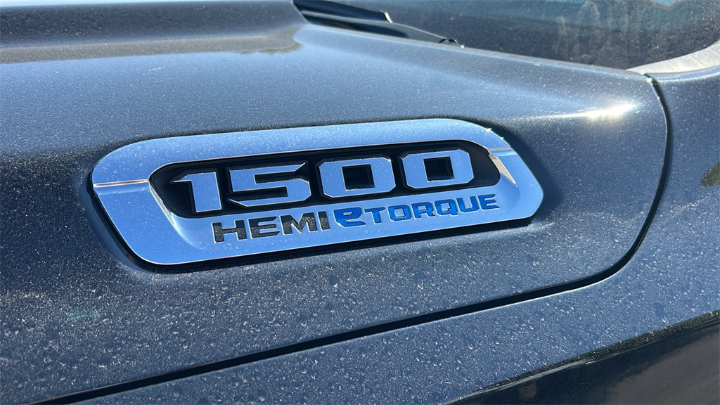 2022 Ram 1500 Limited photo 9