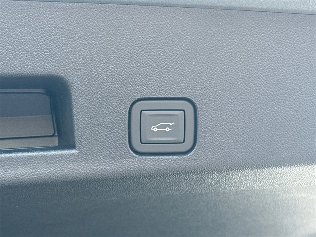 2026 Gmc Acadia Elevation photo 32