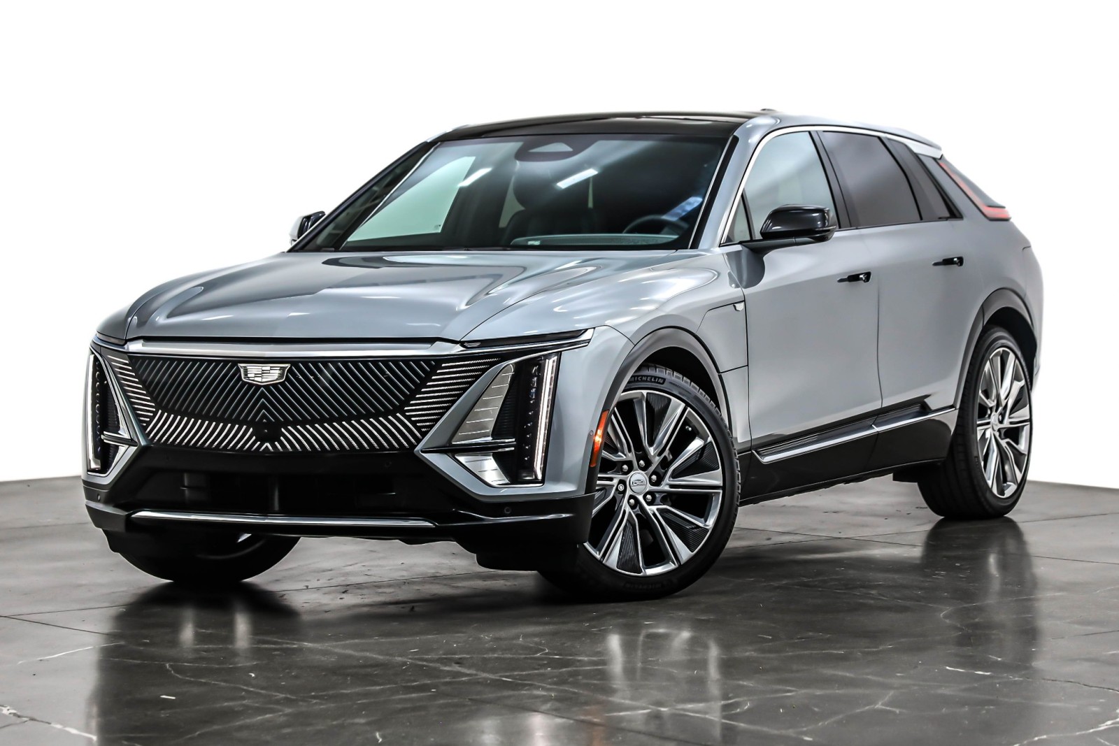 2025 Cadillac LYRIQ Luxury 3's photo