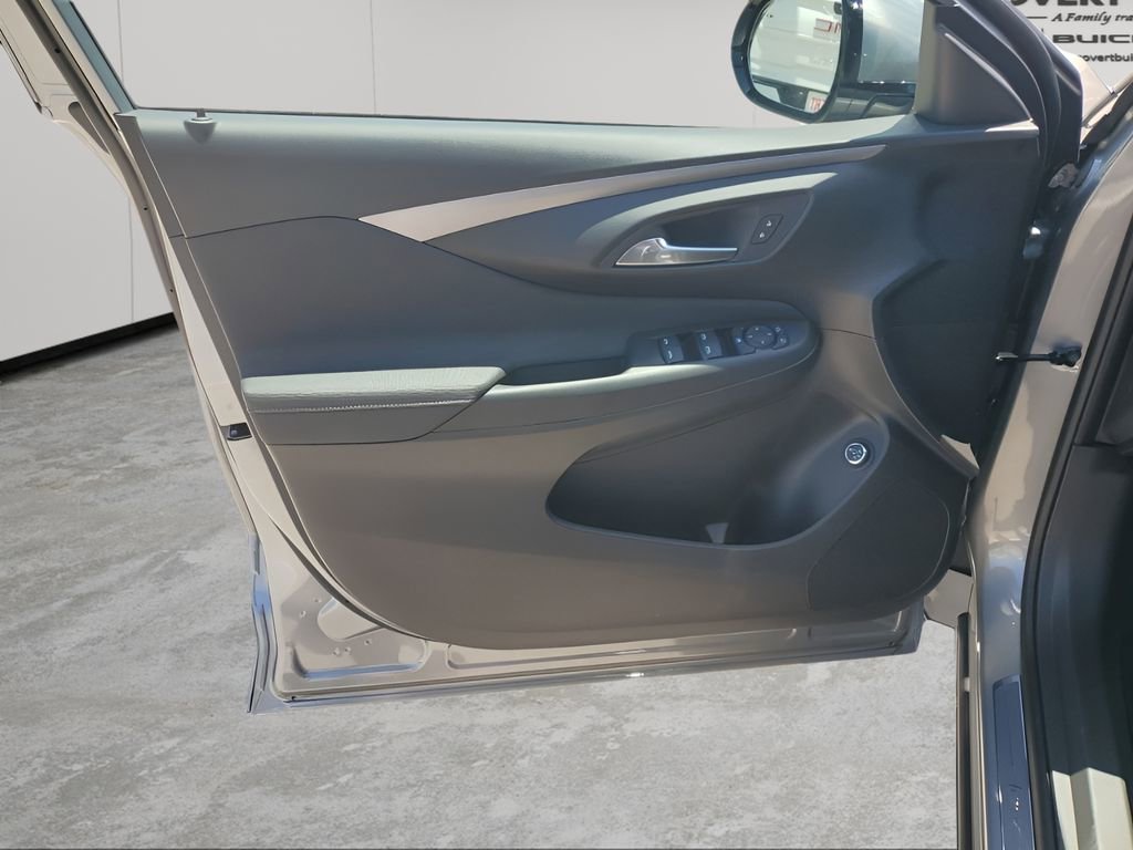 2025 Buick Envista Avenir photo 24