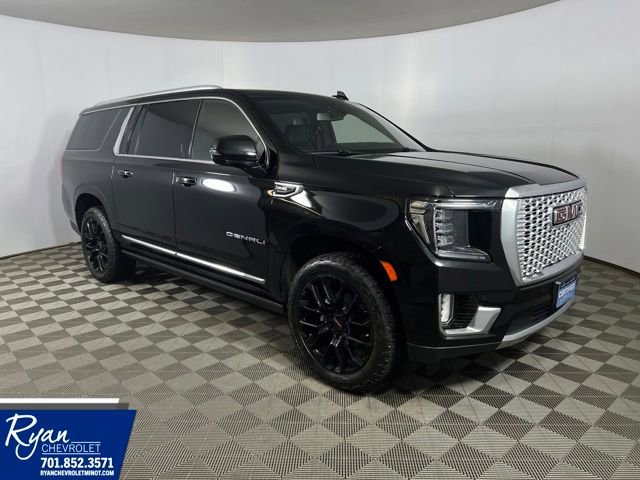 2022 GMC Yukon XL Denali's photo