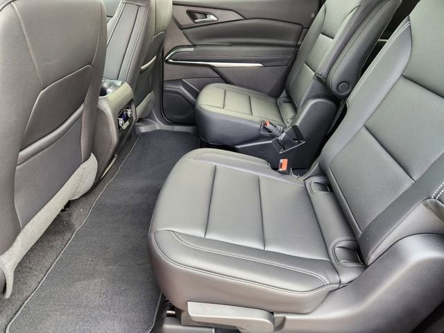 2025 Chevrolet Traverse photo 20