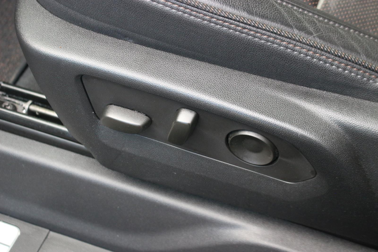 2024 Chevrolet Silverado 3500HD High Country photo 18