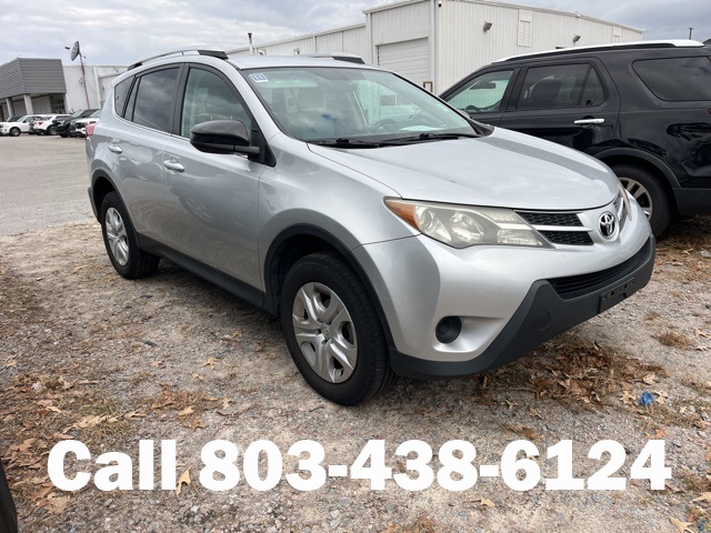 2013 Toyota RAV4 LE's photo