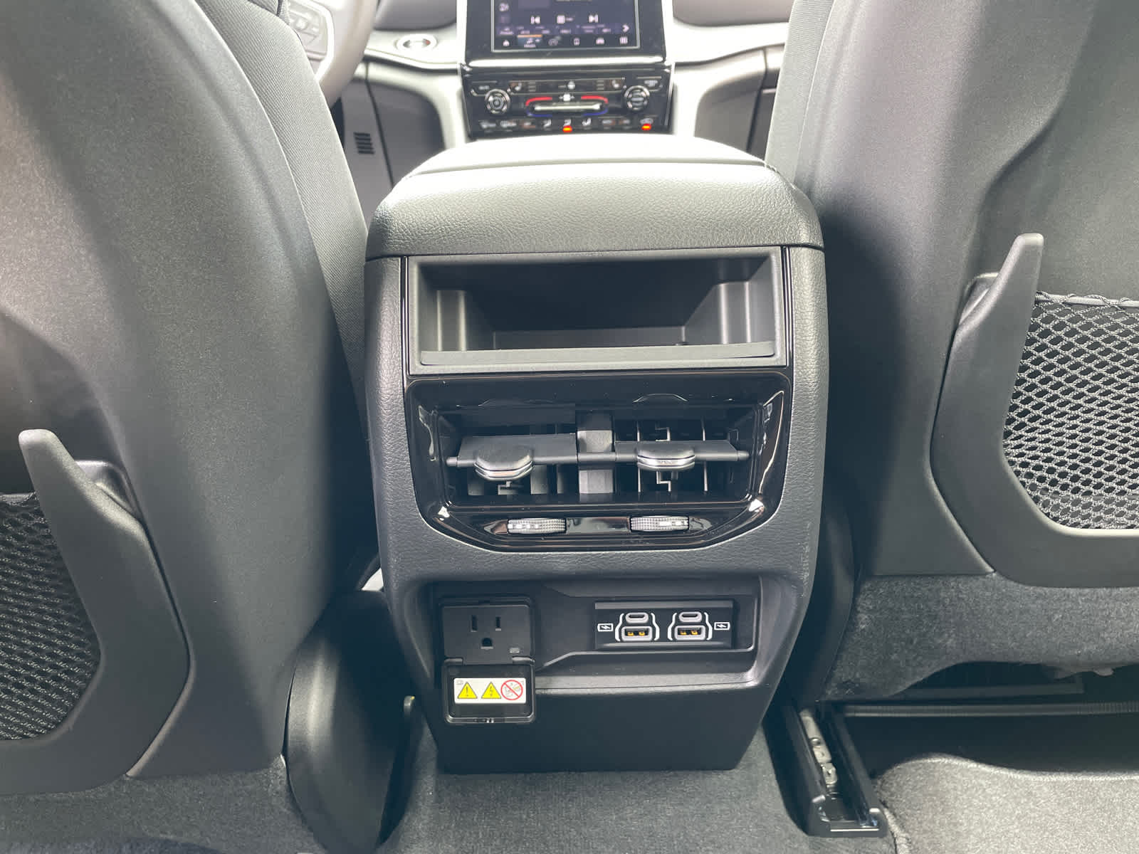 2025 Jeep Grand Cherokee Laredo X photo 10