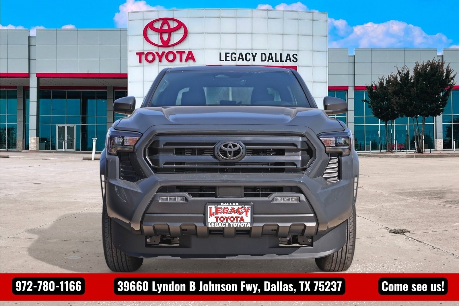 2025 Toyota Tacoma SR5 4x4 Double Cab photo 3