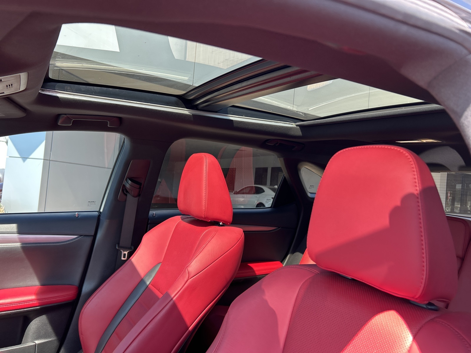 2022 Lexus RX 450h F SPORT photo 9