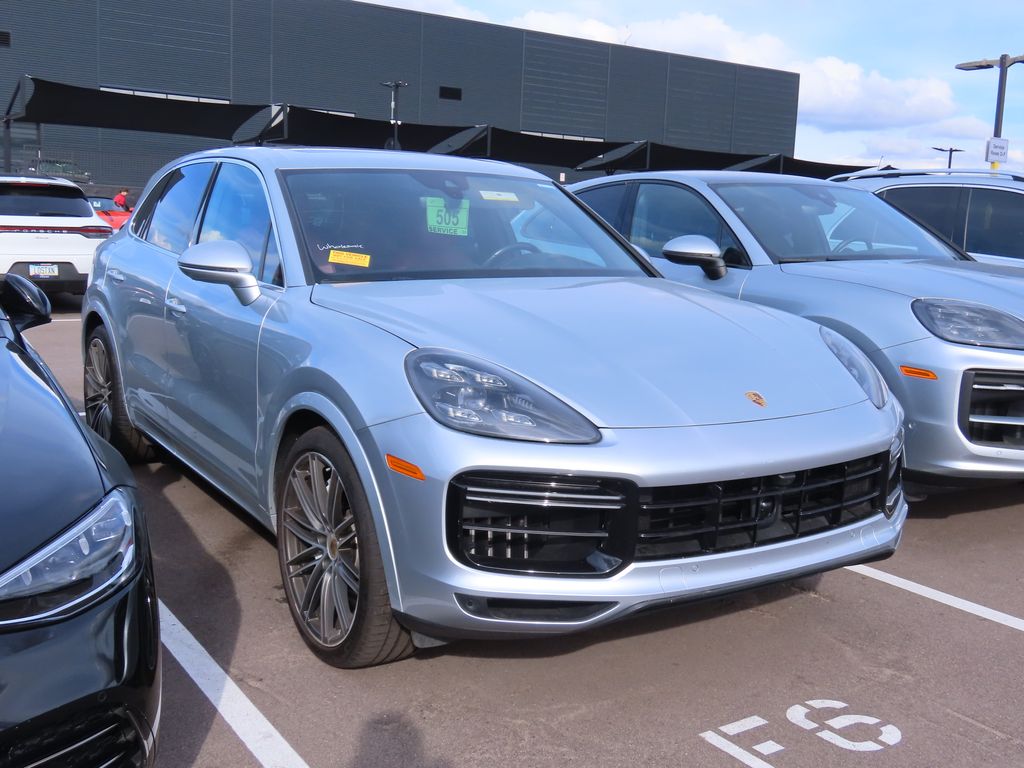 2019 Porsche Cayenne Turbo's photo