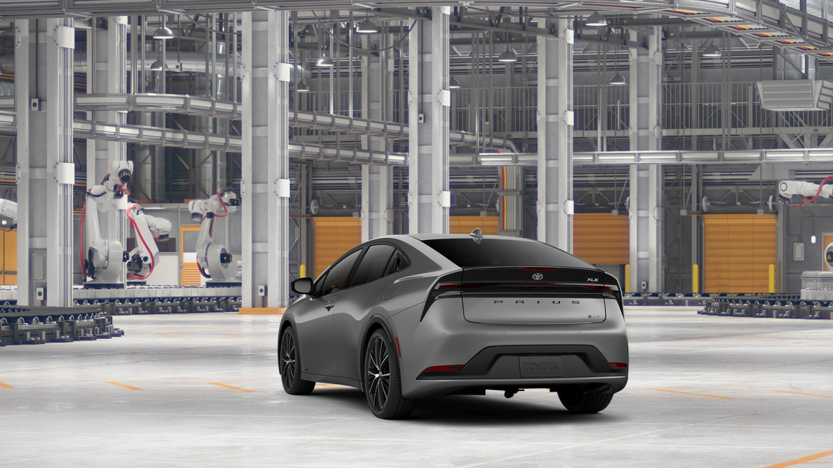 2026 Toyota Prius XLE photo 7