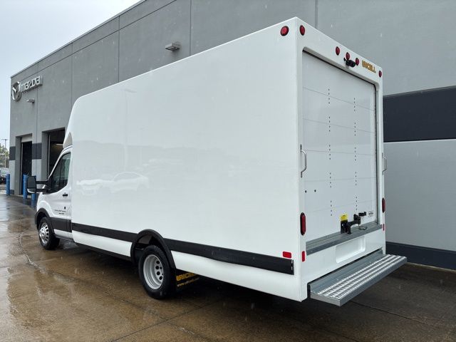 2024 Ford Transit Chassis Cutaway photo 3