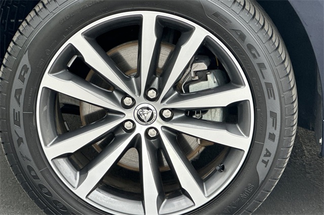 2025 Jaguar F-PACE P250 R-Dynamic S photo 22