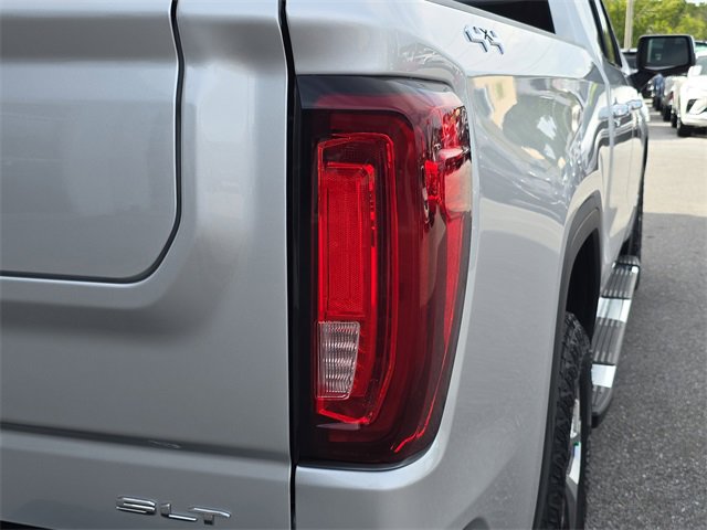 2022 Gmc Sierra 1500 SLT photo 6
