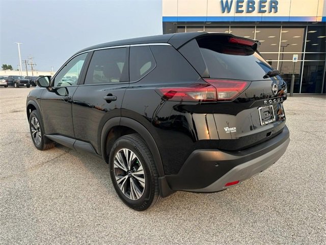 2023 Nissan Rogue SV photo 3