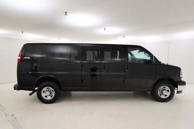 1GAZGPF79M1120923