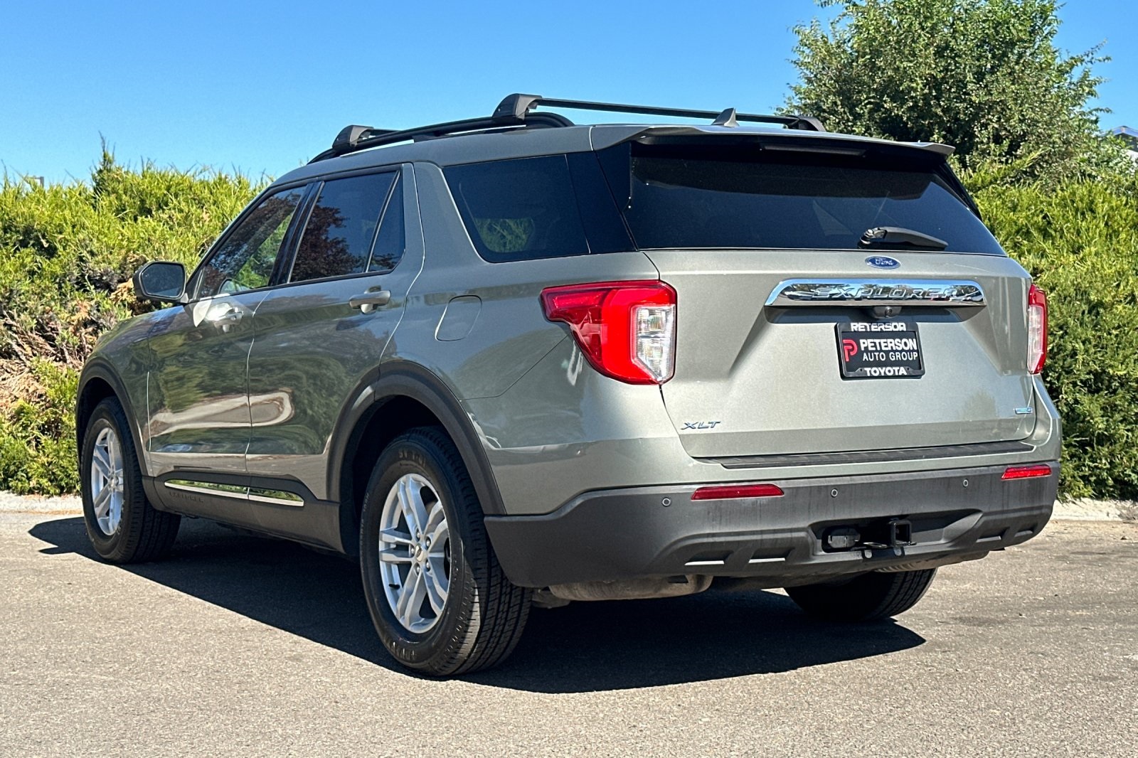 2020 Ford Explorer XLT photo 6