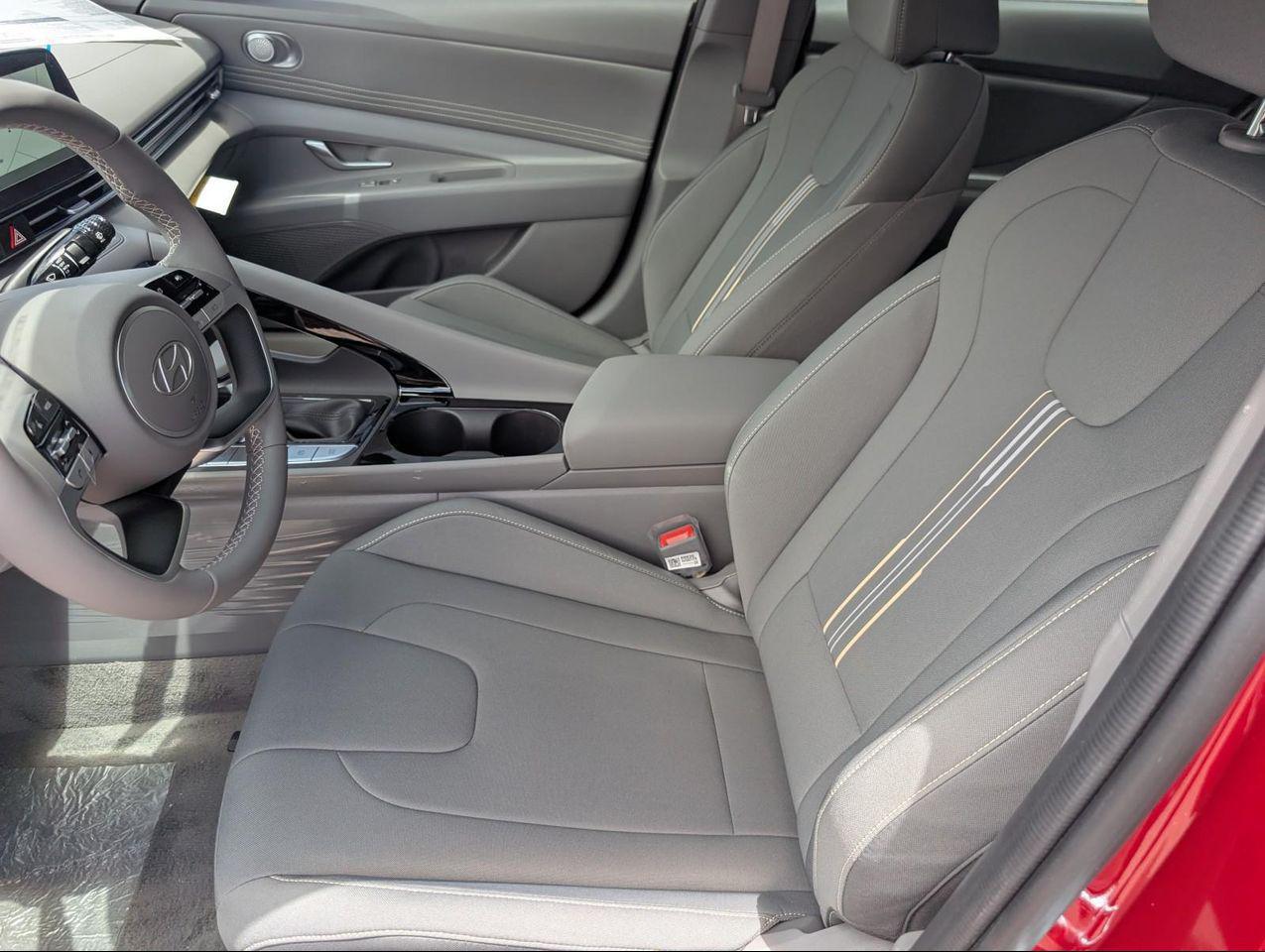 2025 Hyundai Elantra Hybrid SEL Sport photo 10