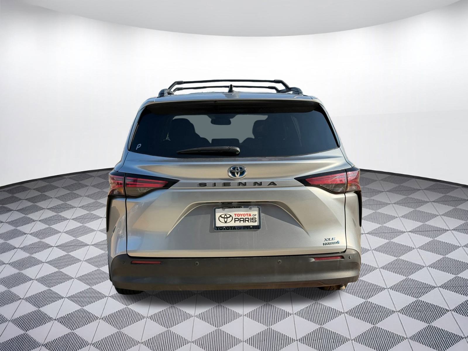 2022 Toyota Sienna XLE photo 10