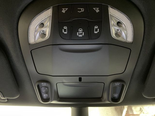 2025 Chrysler Pacifica photo 22